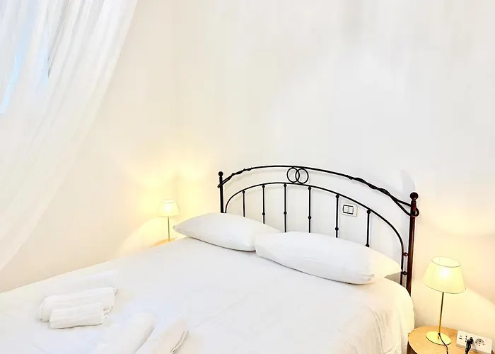 Apartament Alta - Porta Dipinta 16