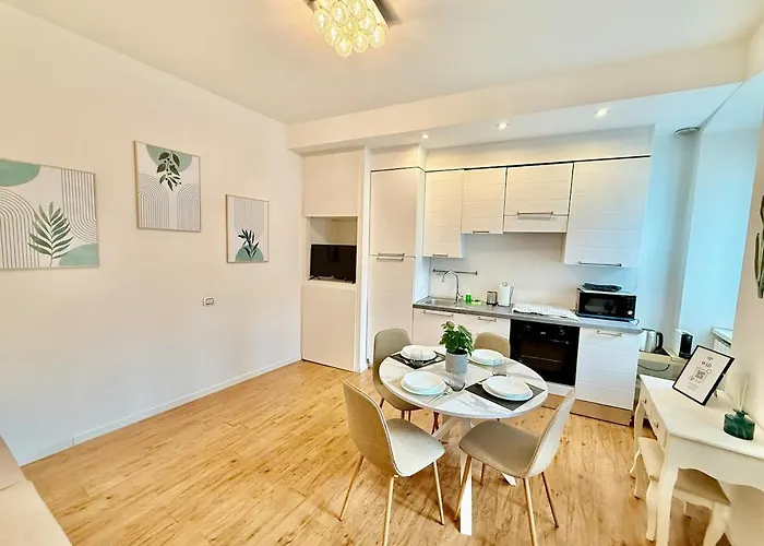 Apartament Alta - Porta Dipinta 16 *